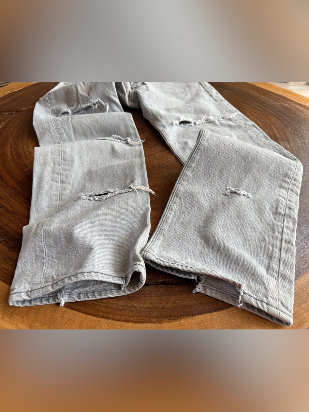 Levi's 501 Men's Gray Custom Distressed Button Fly Straight Denim Jeans - Picture 8 of 12